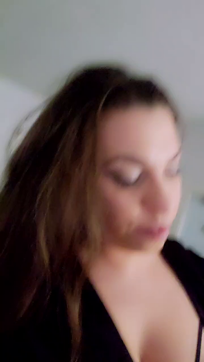 Bella_Baby24