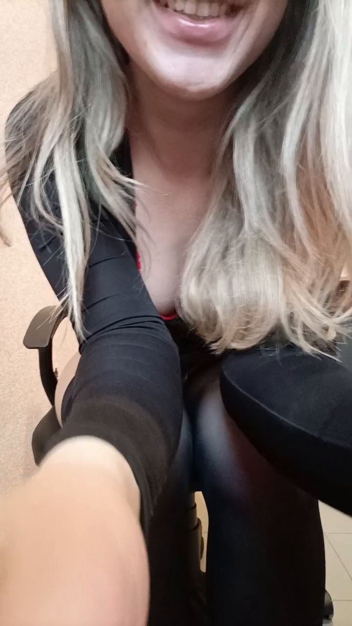 dzinblondi