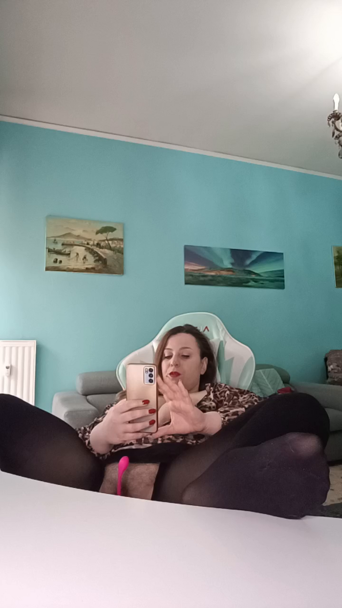 emma96_hot