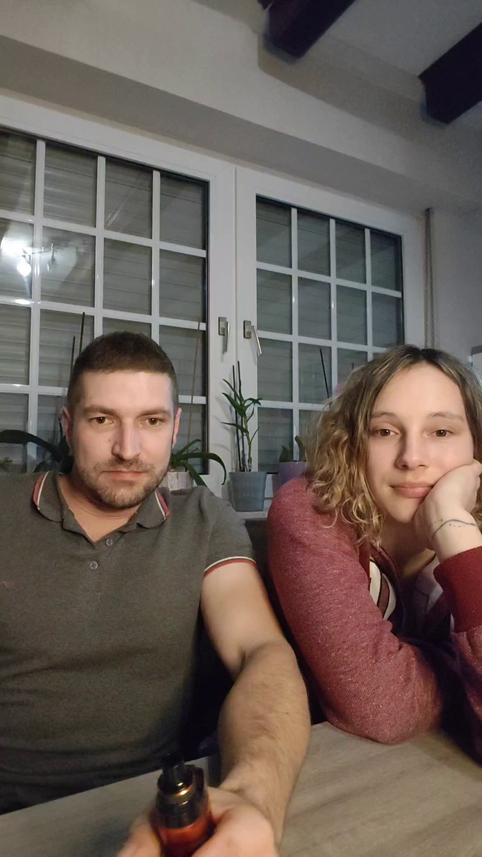 Jeunecouple3227