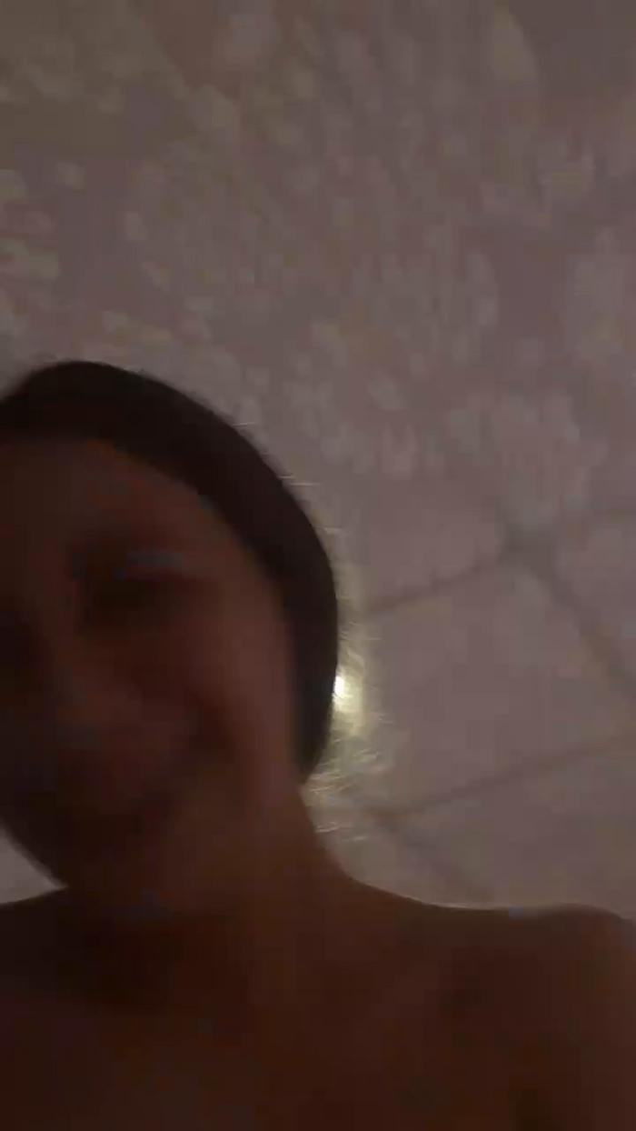 Janna_hot5