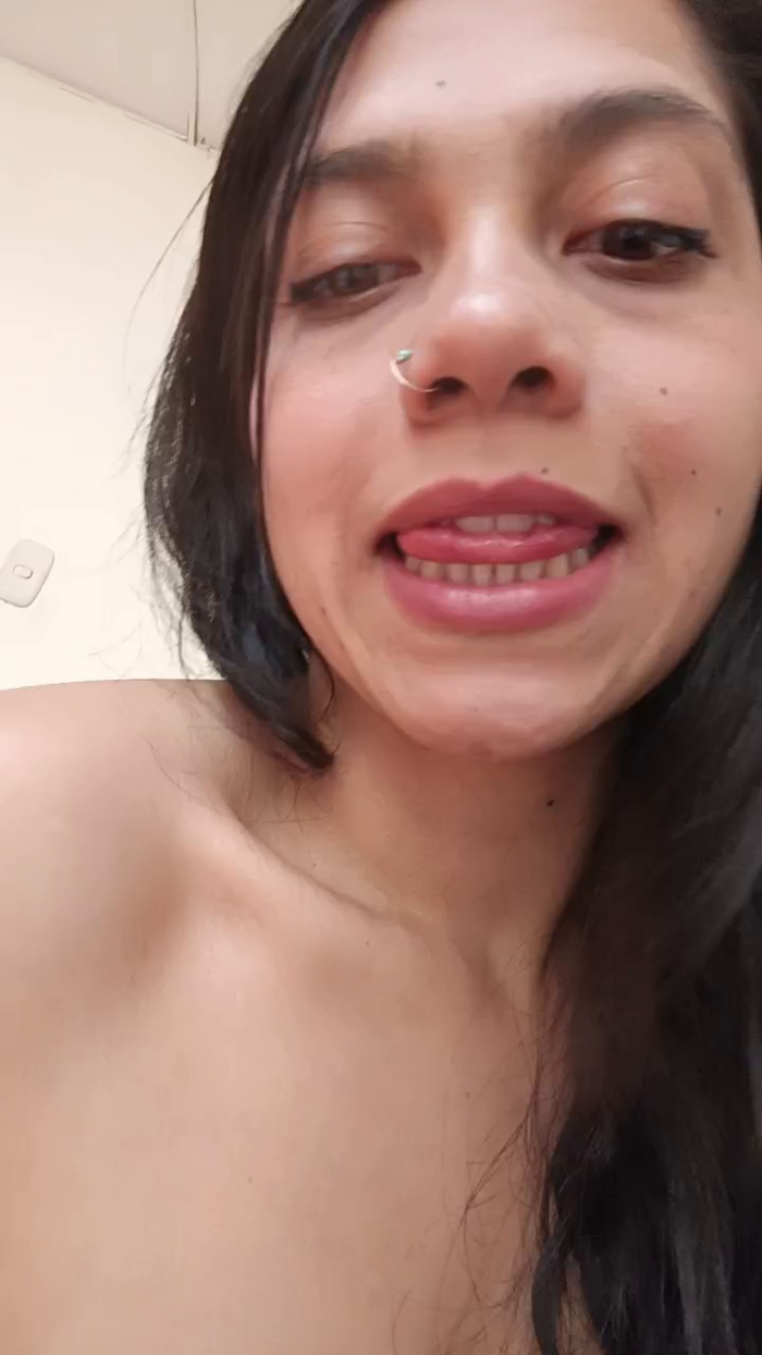 sweet_scarlett_