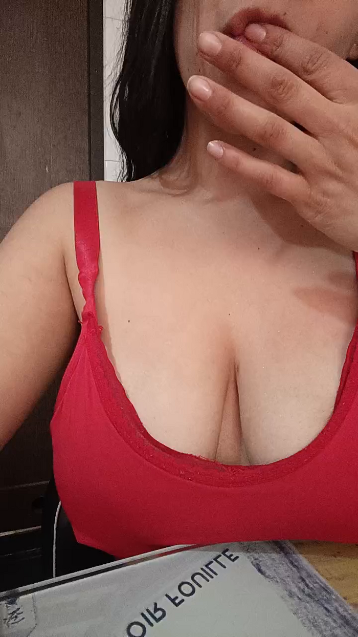 sweet_scarlett_