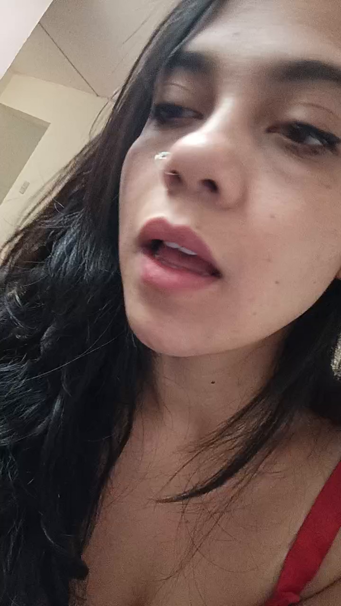 sweet_scarlett_