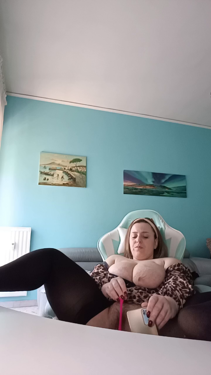 emma96_hot