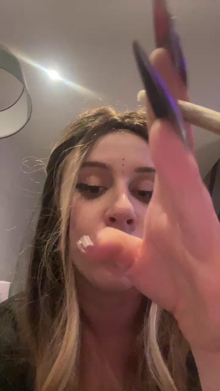 XxElainaxX