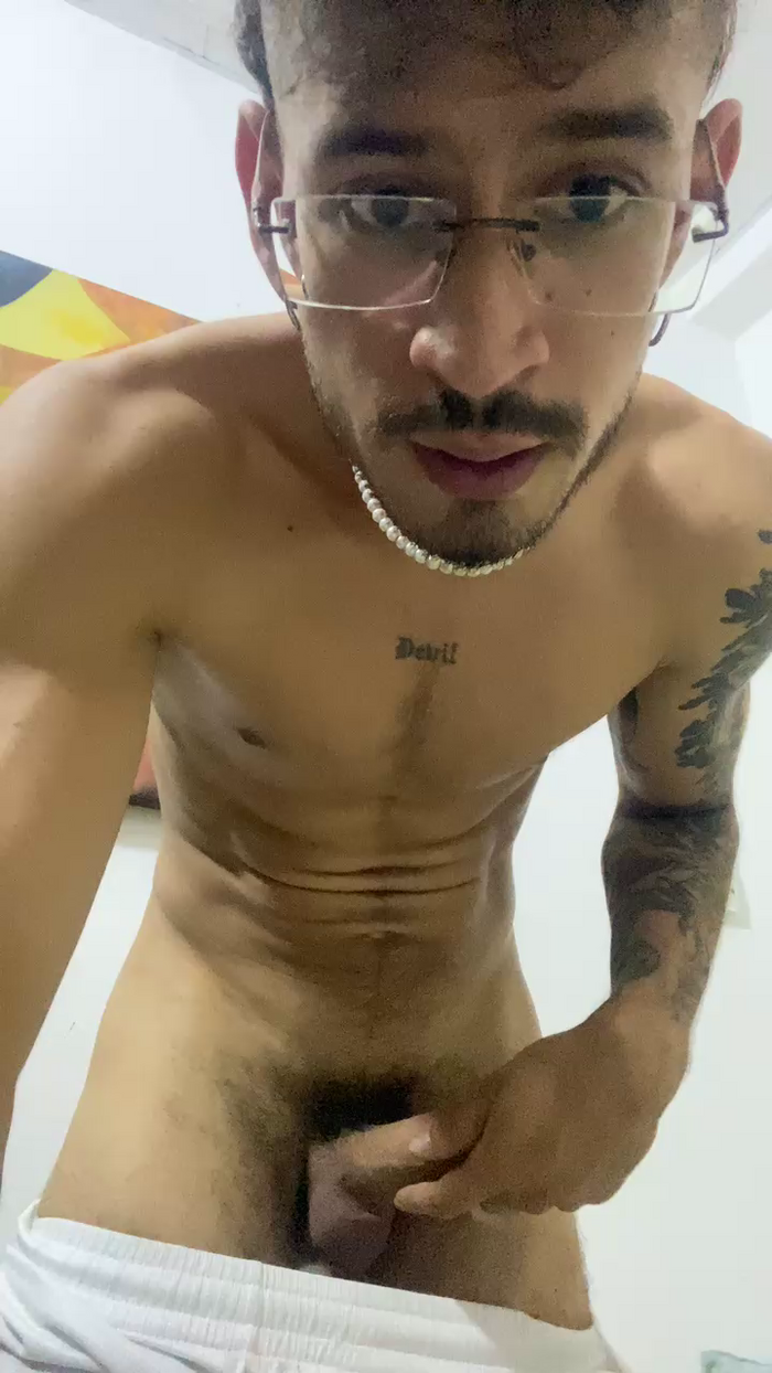 Nickyyy__