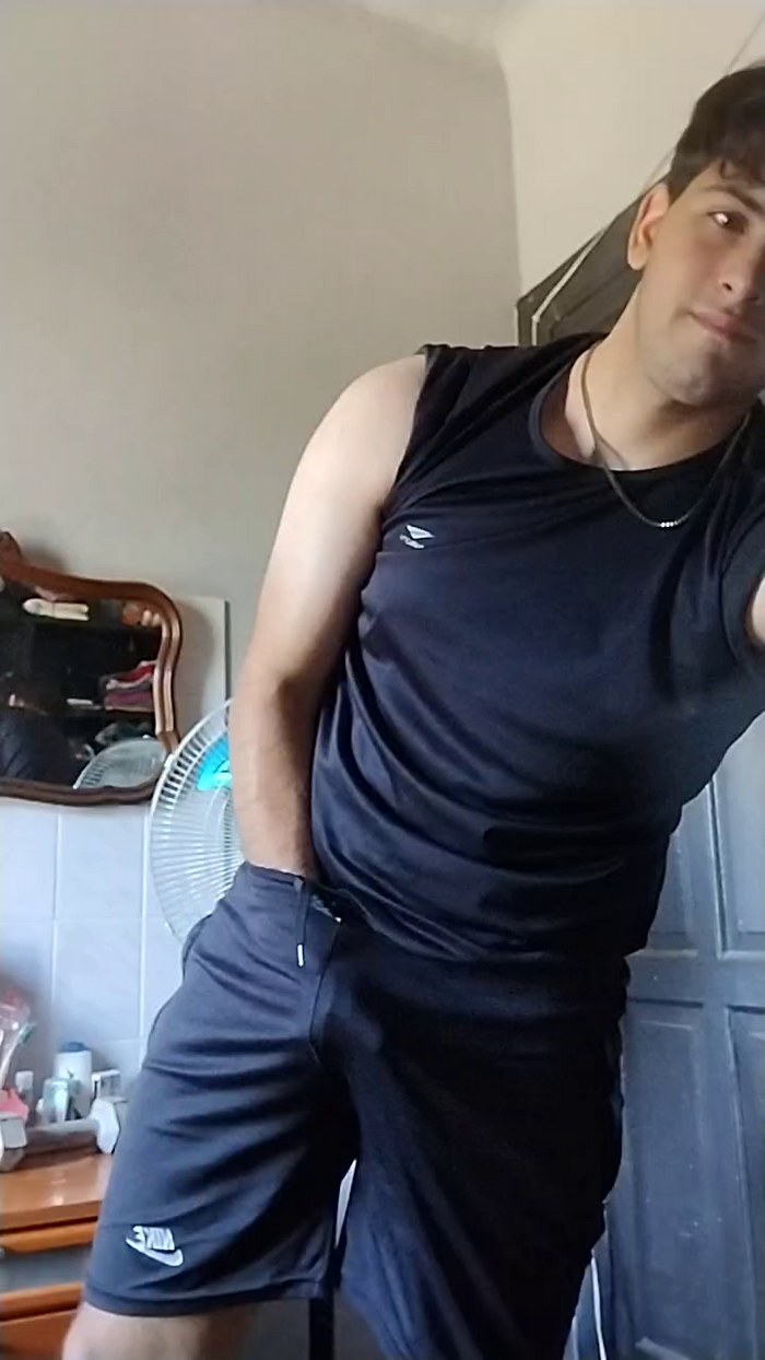 Lucas_Pink1