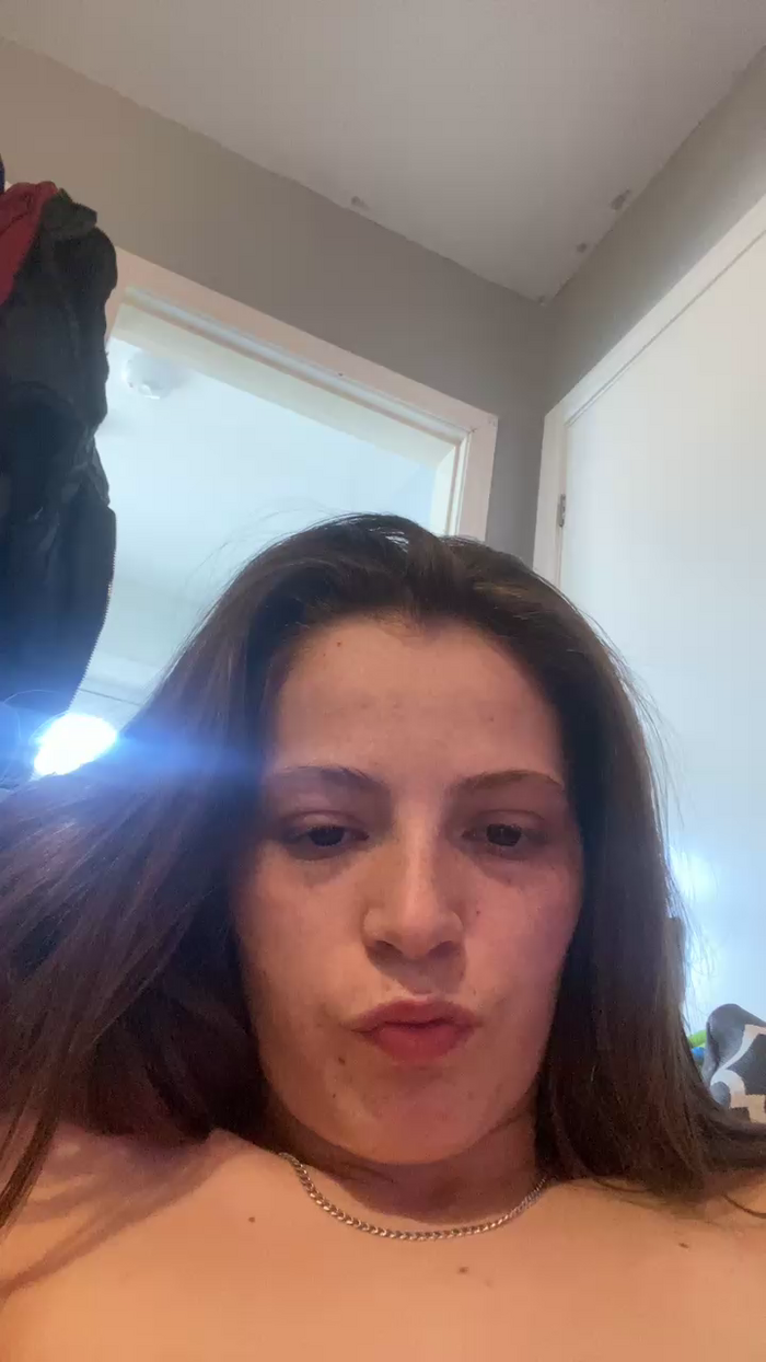 KinkyChloee