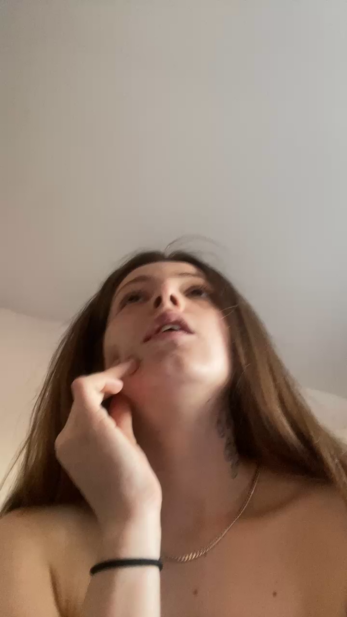 KinkyChloee