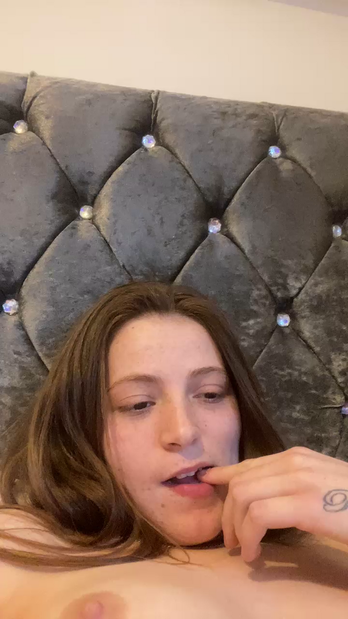 KinkyChloee