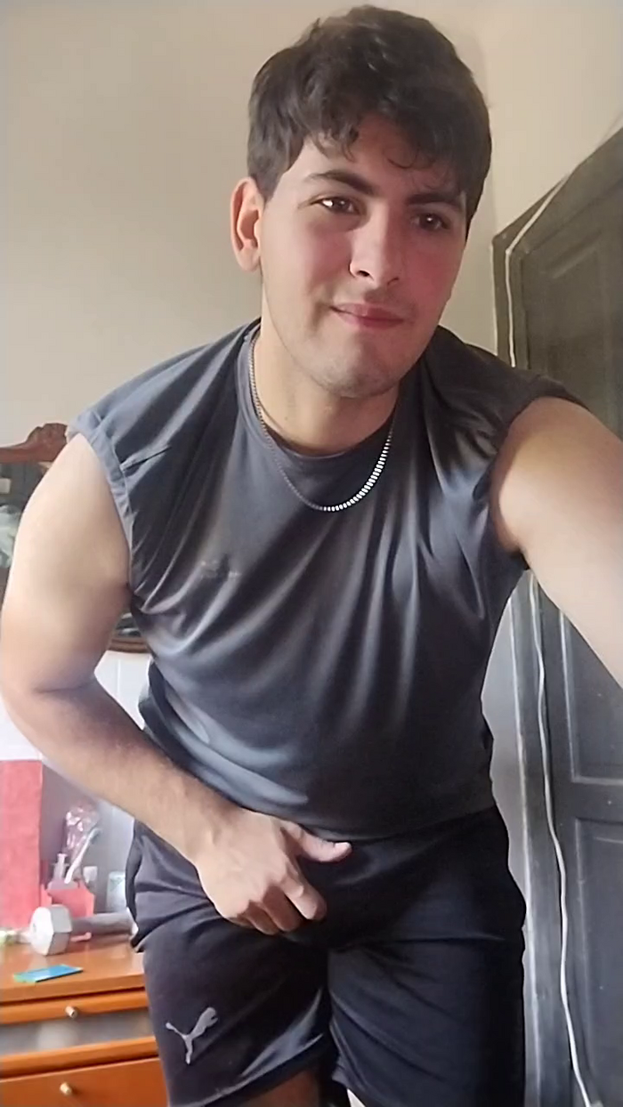 Lucas_Pink1