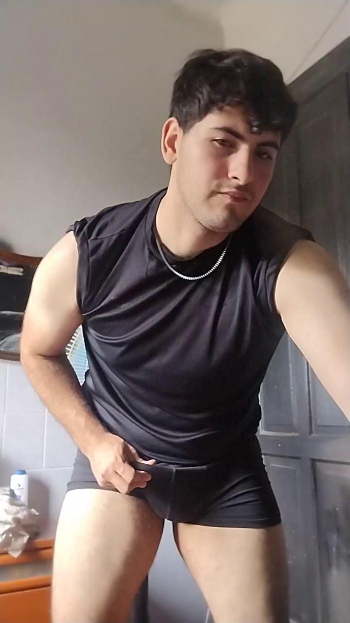 Lucas_Pink1