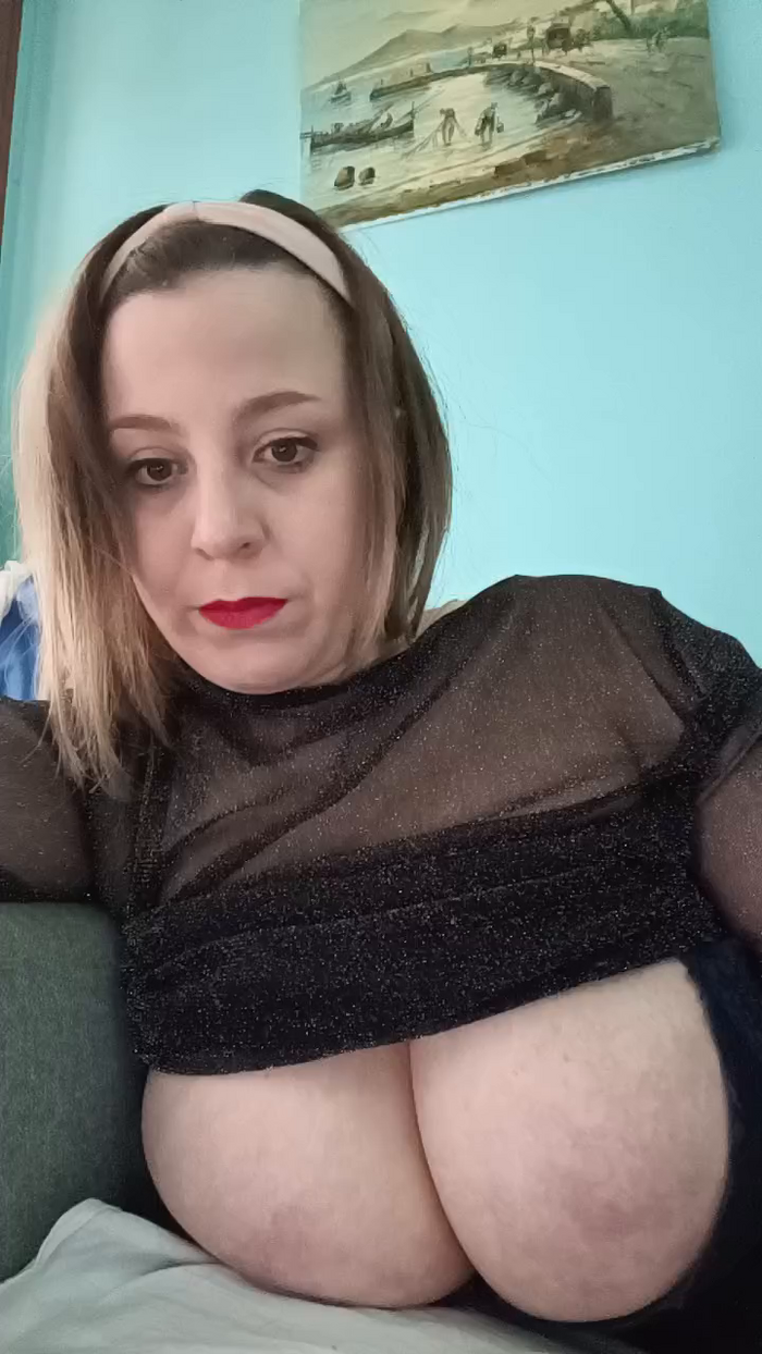 emma96_hot