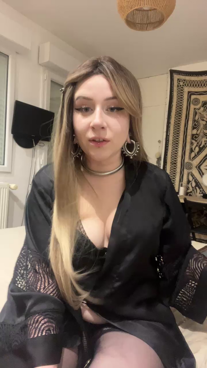XxElainaxX