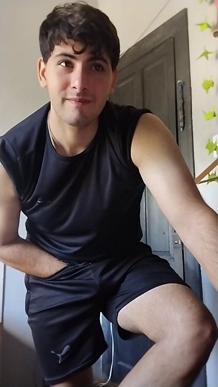 Lucas_Pink1