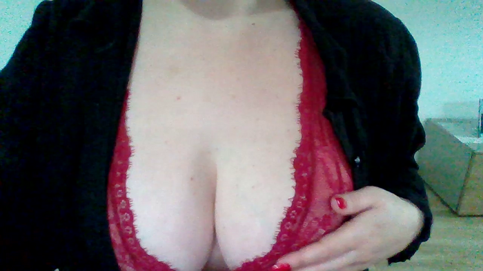 AcinomBoobs