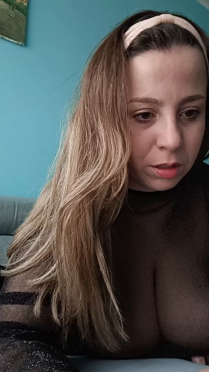emma96_hot