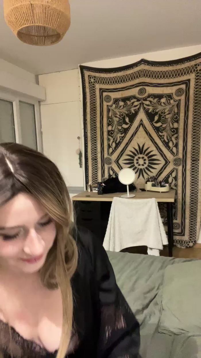 XxElainaxX