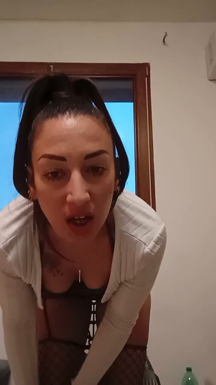 Myqueenfeet1900