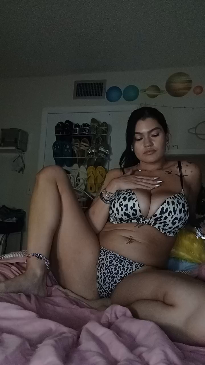 Nikkikittyx3