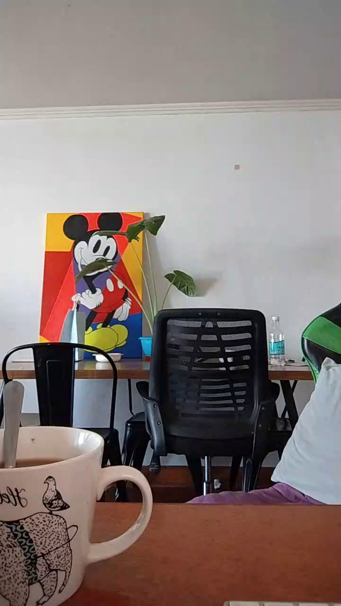 Latinaakita4