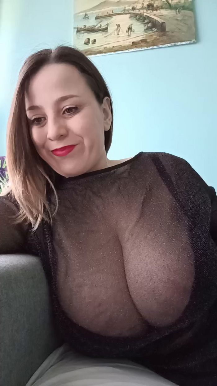 emma96_hot