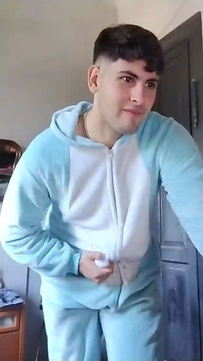 2025/04/04/cam4-lucas_pink1-16-45-38