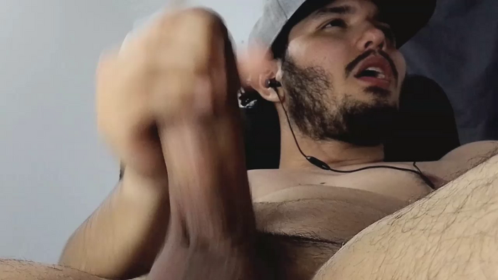 Aaronhot3325