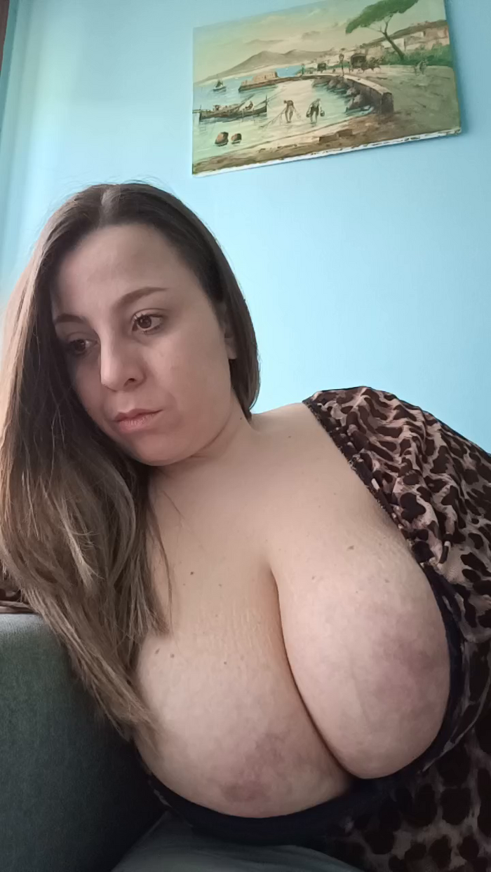 emma96_hot