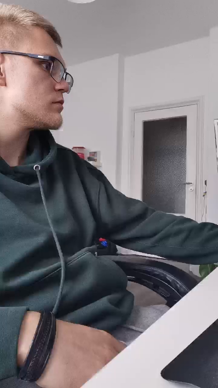 Aleex325