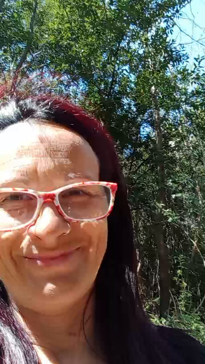 Elena9077