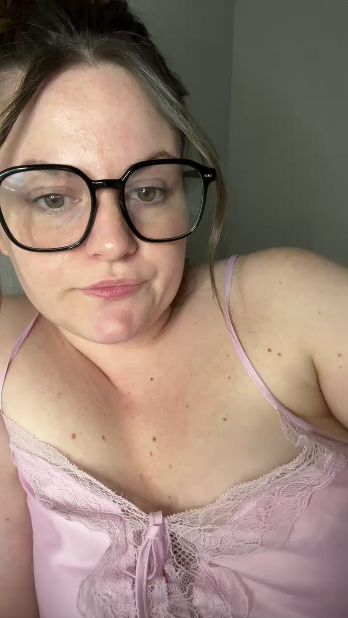 whitequeen_xxx