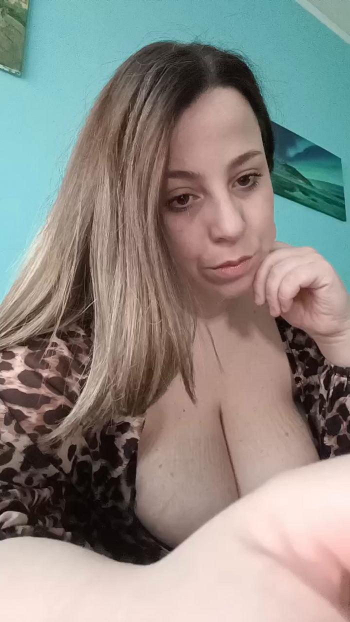 emma96_hot
