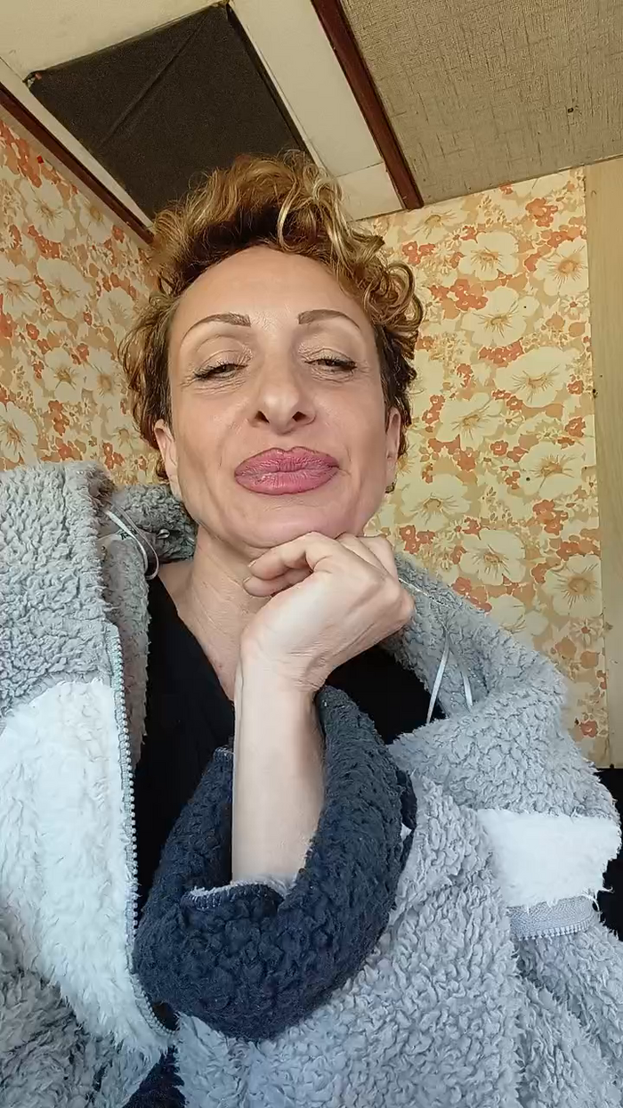 Hotledy69