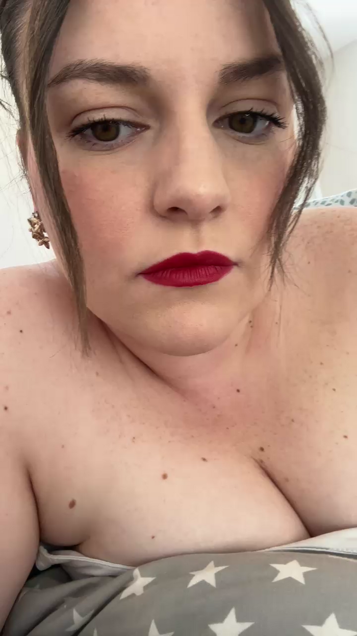 whitequeen_xxx