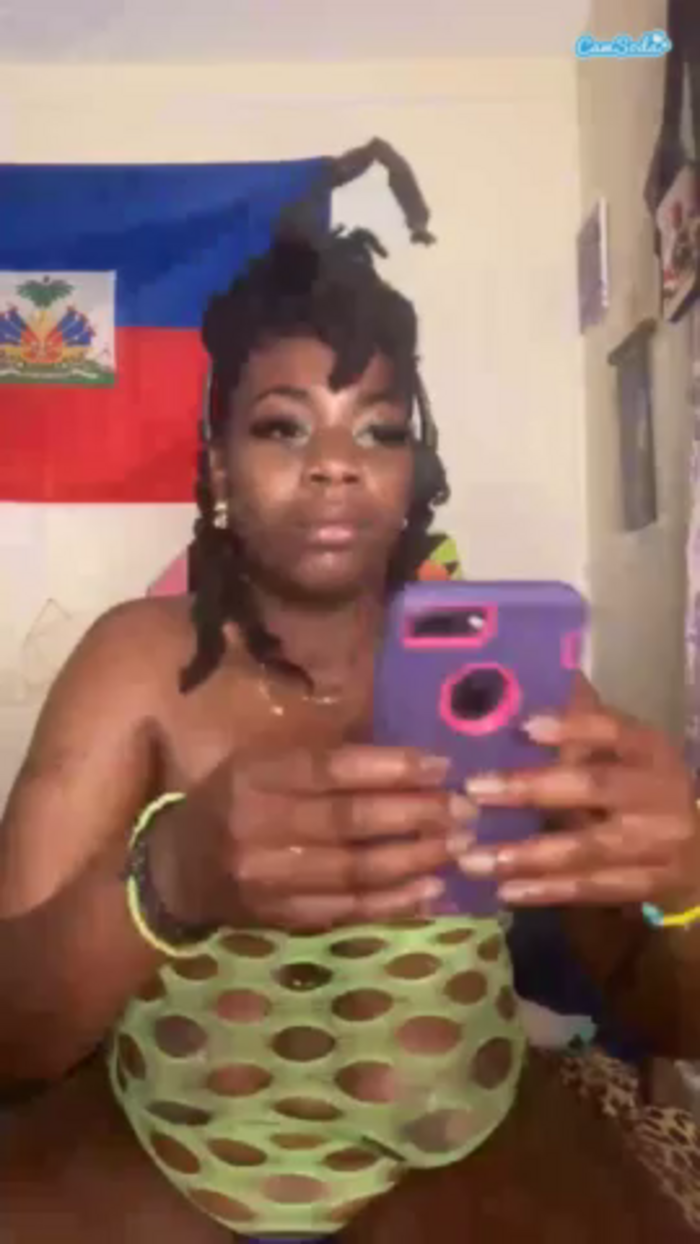 haitiansinsationsquirtqueen