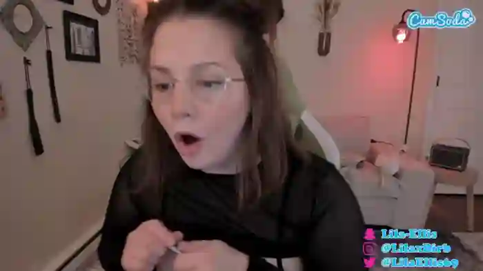 2024/05/05/camsoda-lila-ellis-16-32-24