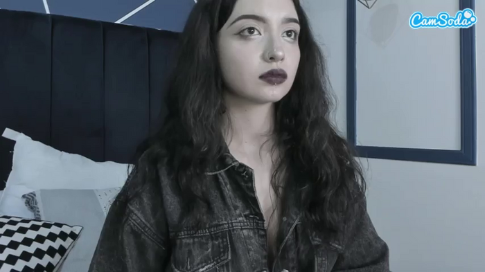 adeelinee
