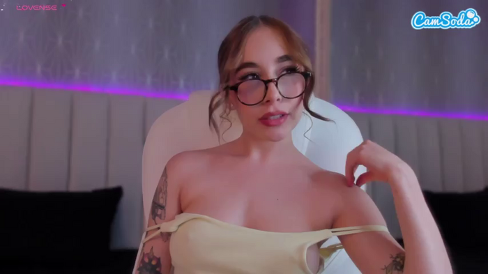 emily-mills1