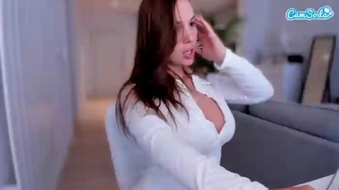 2024/06/06/camsoda-yourgoddessroxana-15-32-57