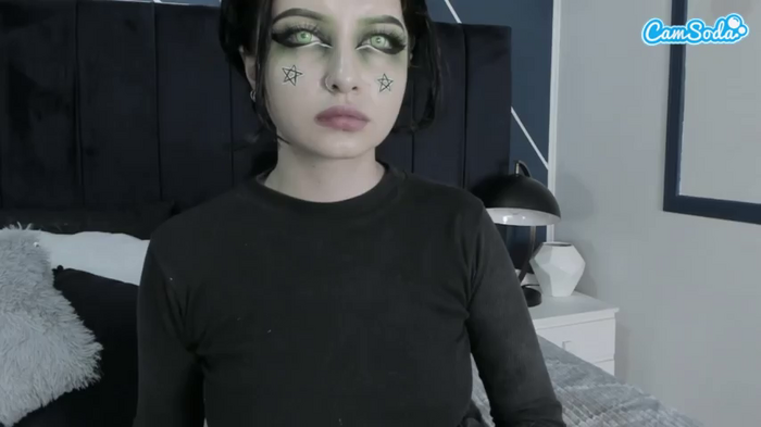 adeelinee
