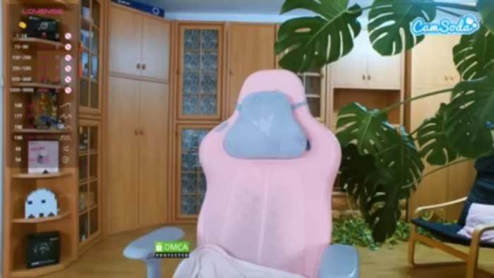 nicolebloom