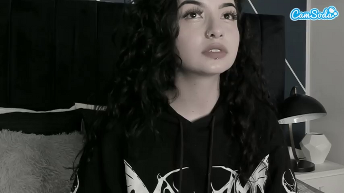 adeelinee