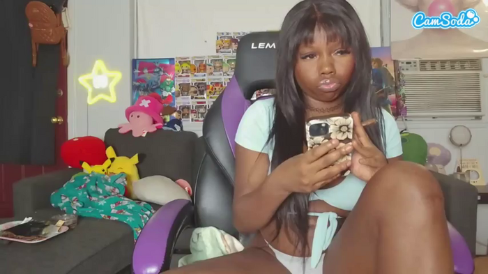 karliekayozz