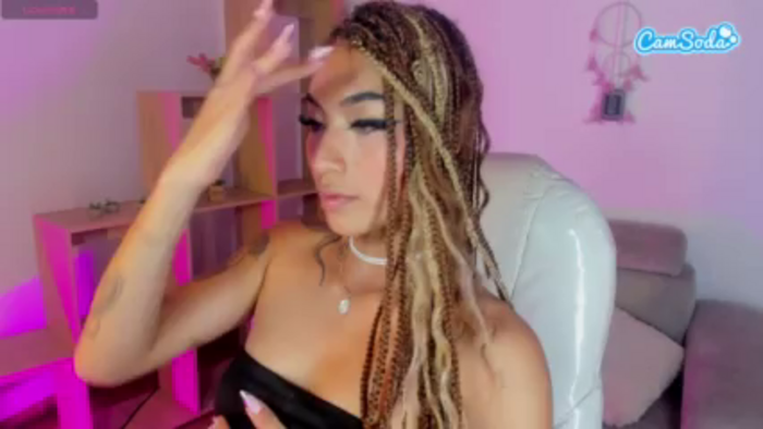 dakota-thompson1