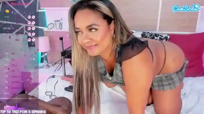 2024/07/22/camsoda-heidifoxxx-18-51-01