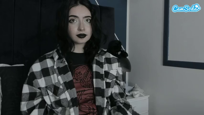 adeelinee