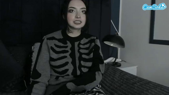 adeelinee