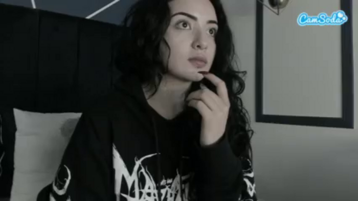 adeelinee